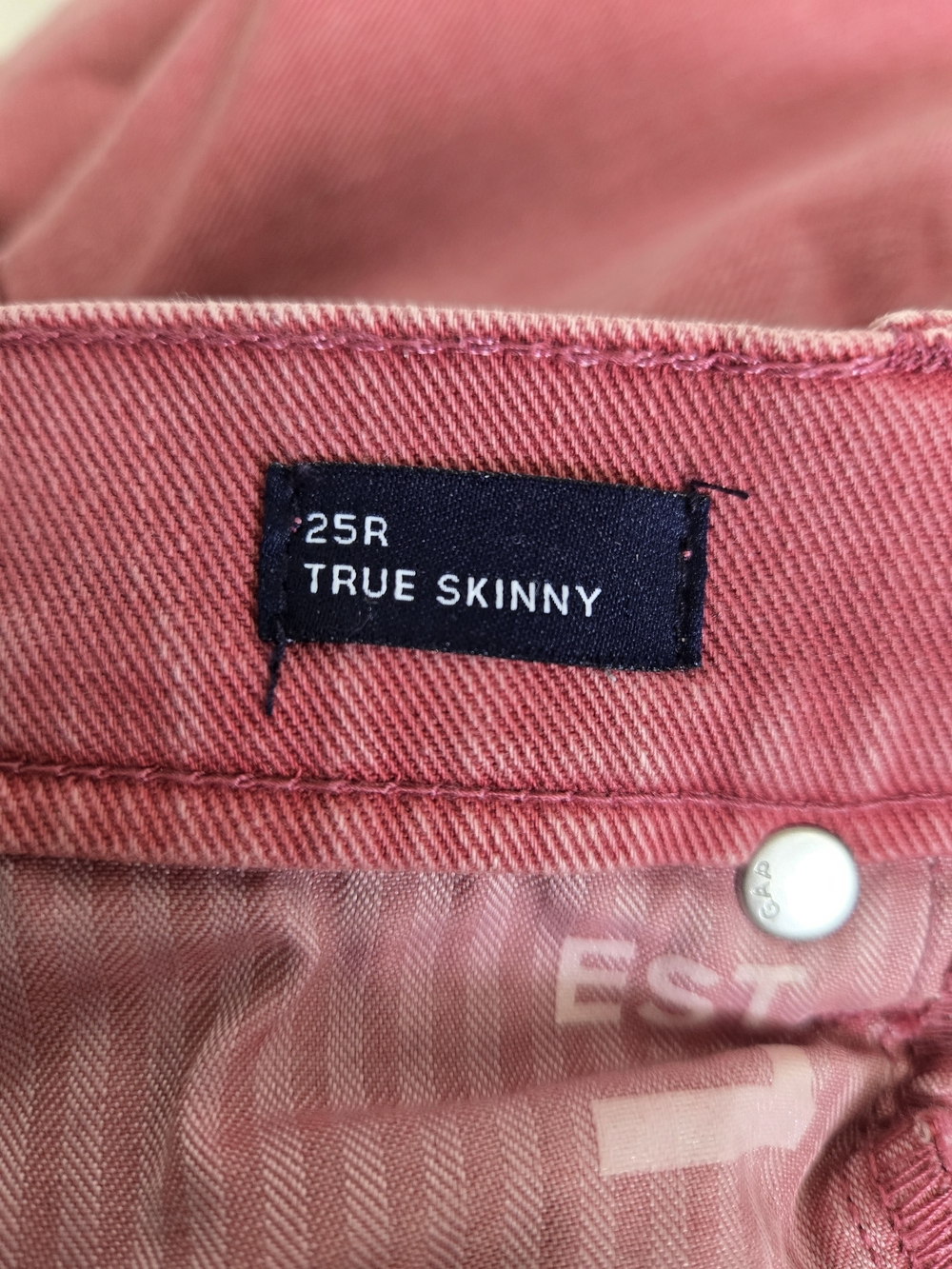 GAP High-Rise  Skinny Jeans in Dusty Rose - Frayed Ankle- 4th Of July! Women 25R - Picture 7 of 16